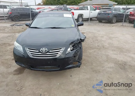2007 Toyota Camry Hybrid z USA, uszkodzony, nr VIN JTNBB46K373038863